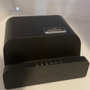 Universal docking station